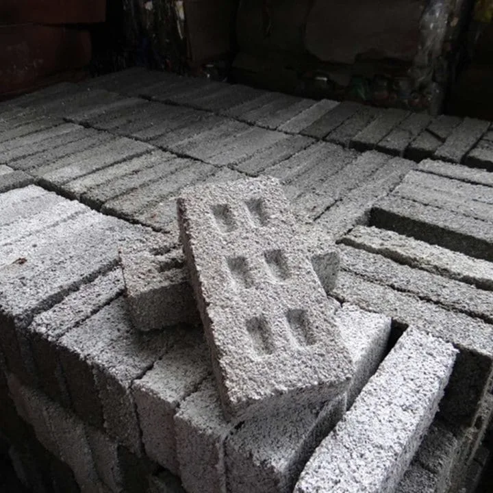 MILK MaterialLab Eco Bricks Fundación Ecoimclusion alta Garcia