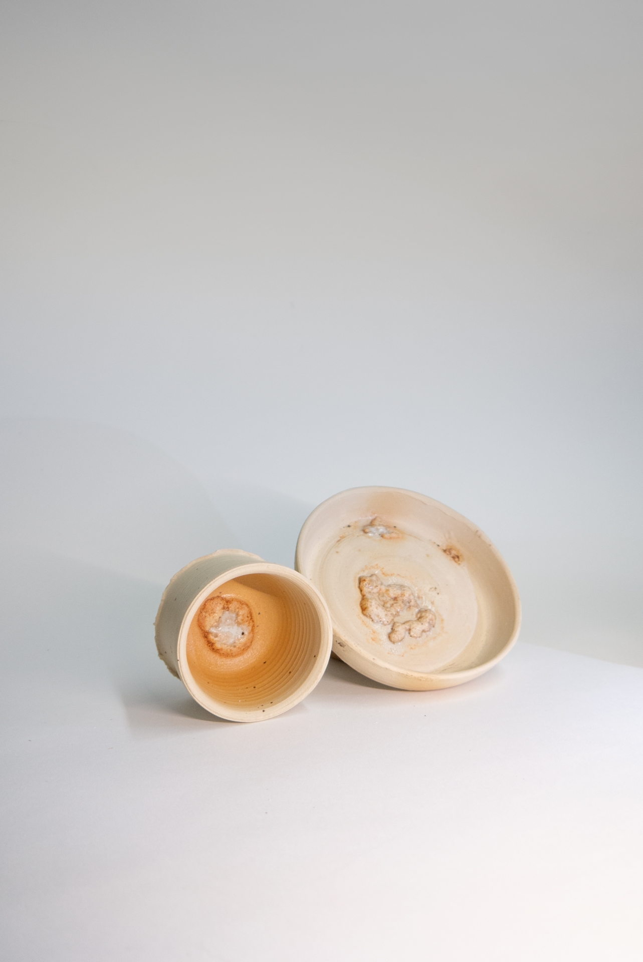 Fusion of ceramics and bread, new bowls